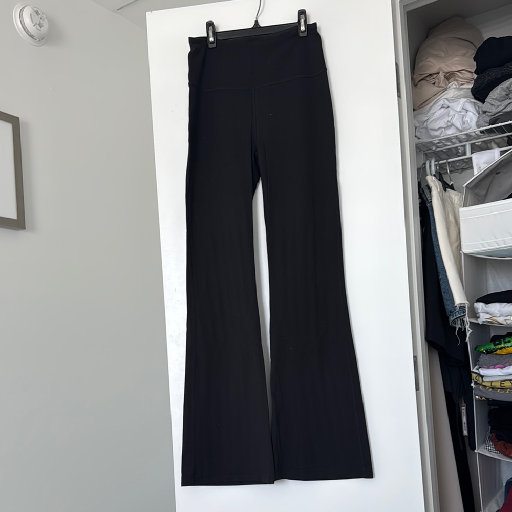 Groove Nulu Super high rise flared pants